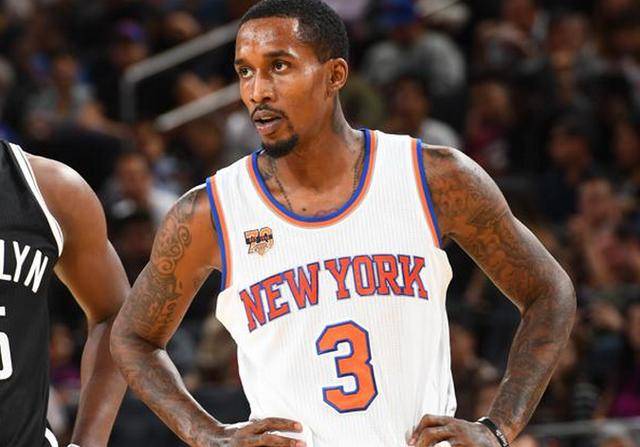 的组合拳不 的组合拳不