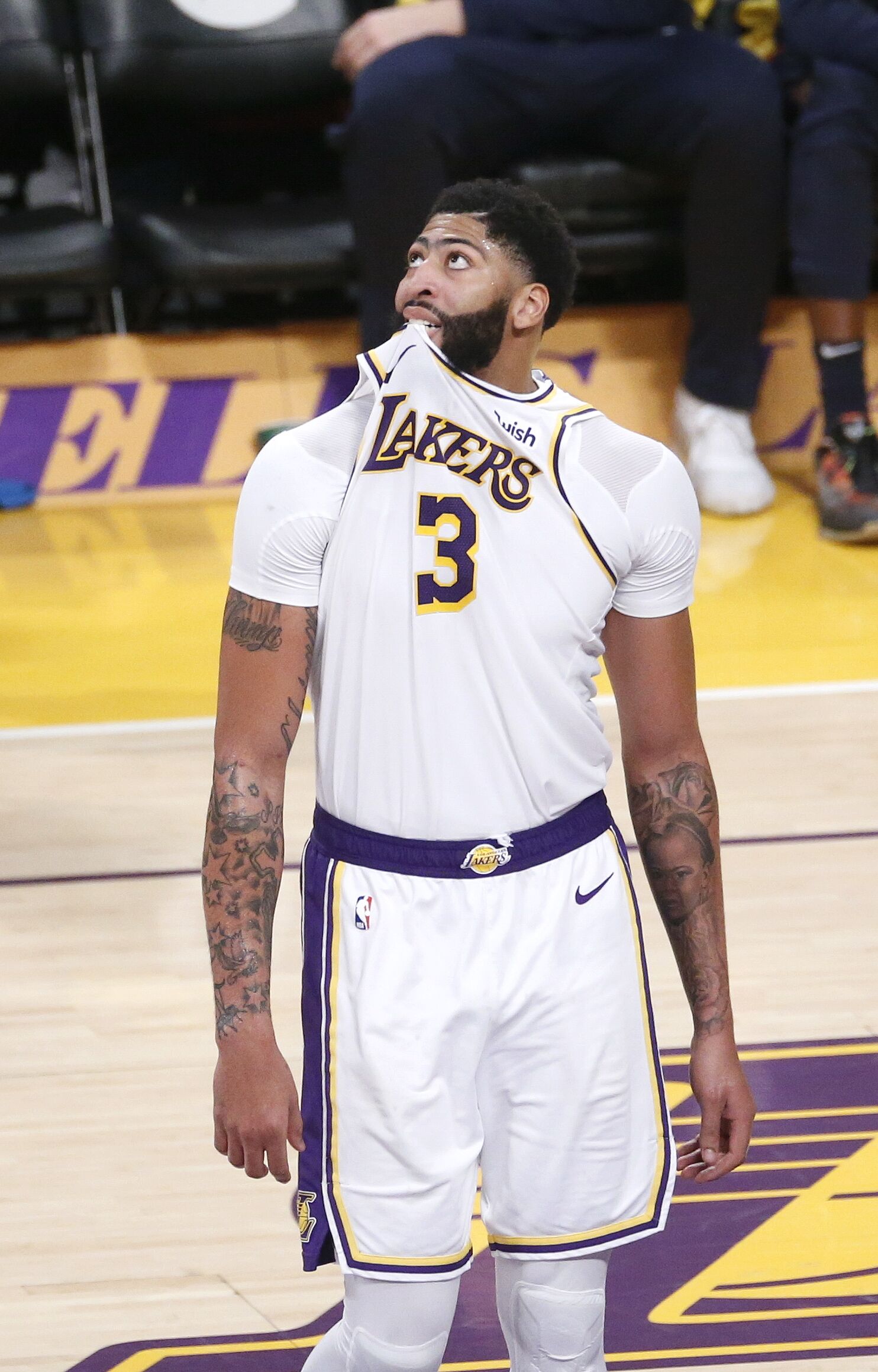 瞬间冲上话 瞬间冲上话